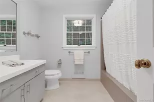180 Somerstown Rd, Millwood, NY 10546 - Photo 21