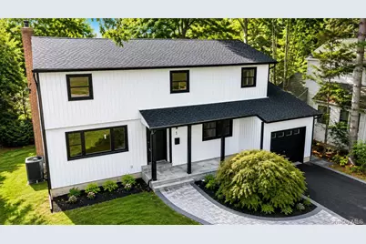 441 Roslyn Road, East Williston, NY 11596 - Photo 1
