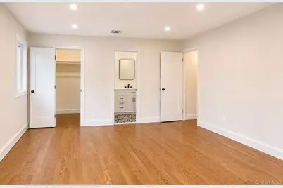 441 Roslyn Road, East Williston, NY 11596 - Photo 29