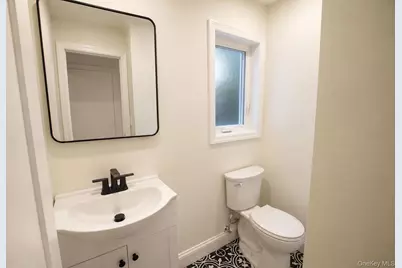 441 Roslyn Road, East Williston, NY 11596 - Photo 25