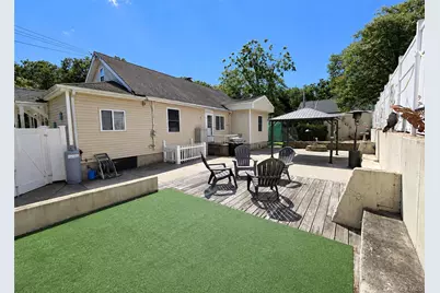 170 Woodycrest Drive, Farmingville, NY 11738 - Photo 25