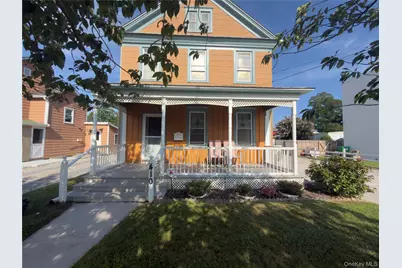 410 6th Street, Greenport, NY 11944 - Photo 1