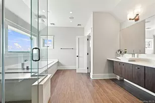 255 Asharoken Ave, Northport, NY 11768 - Photo 23