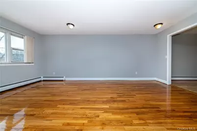 2545 Hollers Avenue, Bronx, NY 10475 - Photo 7