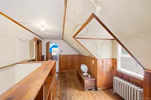 573 Grove Pl, Oceanside, NY 11572 - Photo 13