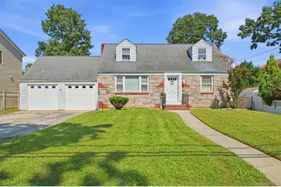 573 Grove Place, Oceanside, NY 11572 - Photo 1