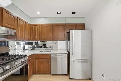 149 Fenimore Road #B2, Mamaroneck, NY 10543 - Photo 13
