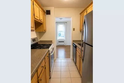 855 Broadway E #5C, Long Beach, NY 11561 - Photo 5