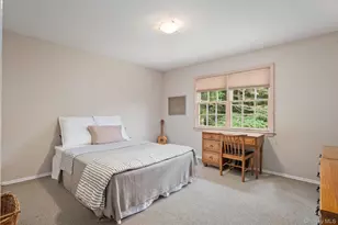 8 Flamingo Road N, East Hills, NY 11576 - Photo 11
