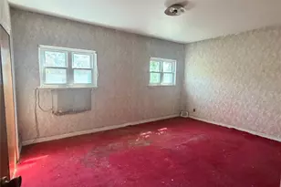 4200 E Tremont Ave, Bronx, NY 10465 - Photo 11