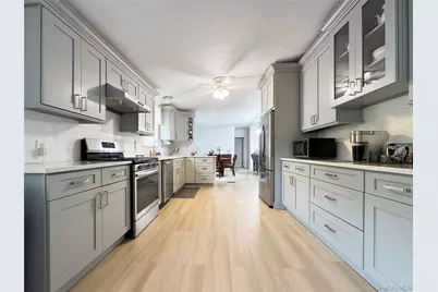 1800 Osborn Ave. Unit 1E Osborn, Riverhead, NY 11901 - Photo 5