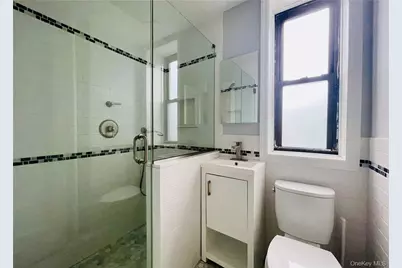 12 Chatsworth Avenue #B35, Larchmont, NY 10538 - Photo 9