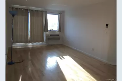 30-80 21st Street #5B, Astoria, NY 11102 - Photo 5