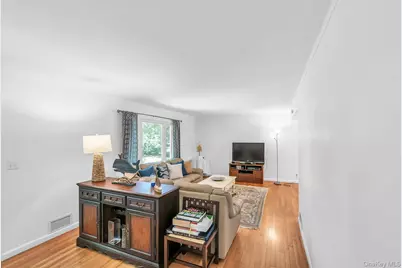 69 Squiretown Road, Hampton Bays, NY 11946 - Photo 11