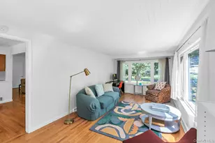 69 Squiretown Rd, Hampton Bays, NY 11946 - Photo 7