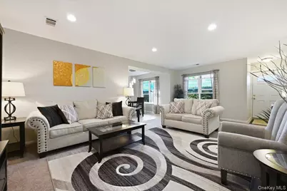 175 Main Avenue #167, Wheatley Heights, NY 11798 - Photo 5