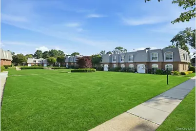 175 Main Avenue #167, Wheatley Heights, NY 11798 - Photo 21