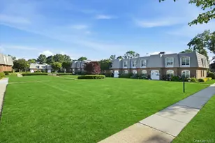 175 Main Ave, Wheatley Heights, NY 11798 - Photo 21