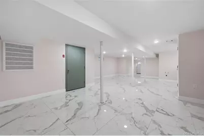 178-41 146th Terrace, Springfield Gardens, NY 11434 - Photo 33