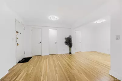 70 Locust Avenue #B508, New Rochelle, NY 10801 - Photo 3