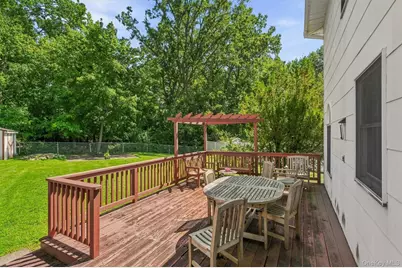 92 Edgewood Drive, Orangeburg, NY 10962 - Photo 25