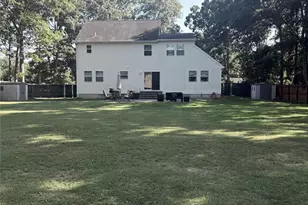 109 Crestwood Dr, Shirley, NY 11967 - Photo 21