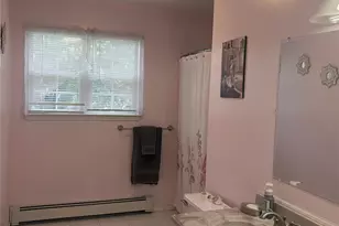 109 Crestwood Dr, Shirley, NY 11967 - Photo 15