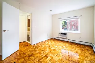 838 Pelhamdale Ave, New Rochelle, NY 10801 - Photo 9