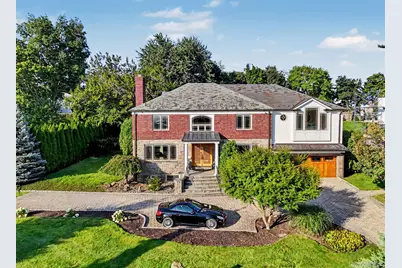50 Echo Bay Drive, New Rochelle, NY 10805 - Photo 1