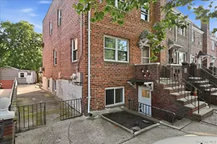 60-43 69th Pl, Maspeth, NY 11378 - Photo 3