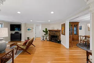 18 Walnut Ave, Setauket, NY 11733 - Photo 5