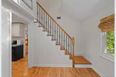 18 Walnut Avenue, Setauket, NY 11733 - Photo 13