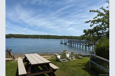 18 Walnut Avenue, Setauket, NY 11733 - Photo 27