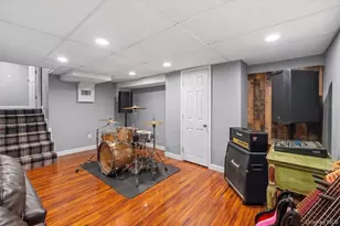 8 Foxwood Ave, Suffern, NY 10901 - Photo 23