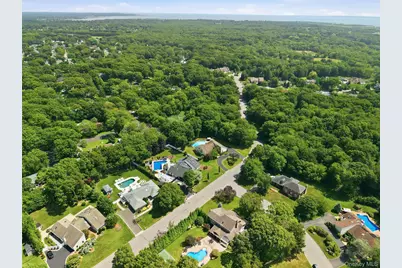31 Deer Run, East Islip, NY 11730 - Photo 49