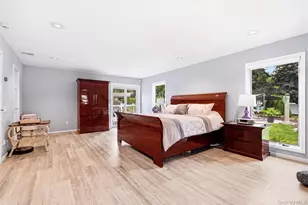 31 Deer Run, East Islip, NY 11730 - Photo 23