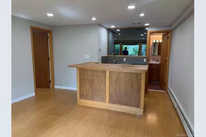 110 Clinton Avenue, Port Jefferson, NY 11776 - Photo 9