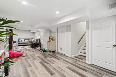 15 Springfield Circle, Central Islip, NY 11722 - Photo 31