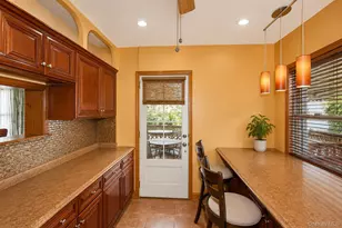 142 Beechwood Ave, Mount Vernon, NY 10553 - Photo 5