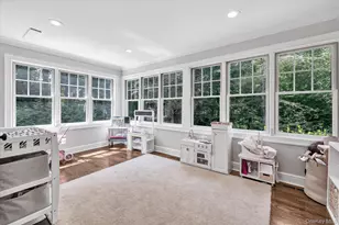 115 Fairway Dr, Stamford, CT 6903 - Photo 9