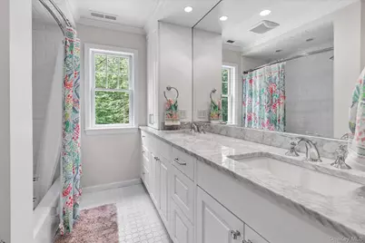 115 Fairway Drive, Stamford, CT 6903 - Photo 29