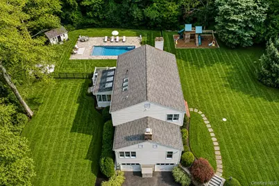 115 Fairway Drive, Stamford, CT 6903 - Photo 35