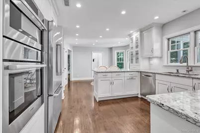 115 Fairway Drive, Stamford, CT 6903 - Photo 15