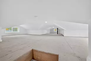 77-32 168th St, Fresh Meadows, NY 11366 - Photo 37