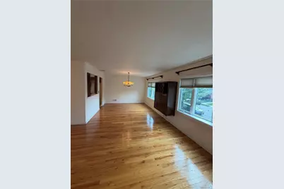 404 Edgegrove Avenue, New York, NY 10312 - Photo 5