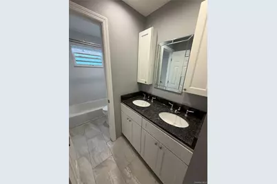 404 Edgegrove Avenue, New York, NY 10312 - Photo 9
