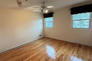 404 Edgegrove Ave, New York, NY 10312 - Photo 7
