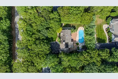 10 W Landing Road, Hampton Bays, NY 11946 - Photo 3