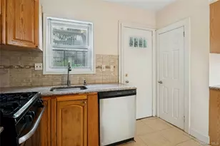 4041 Duryea Ave, Bronx, NY 10466 - Photo 15