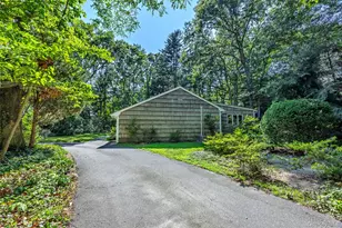 2625 Great Peconic Bay Blvd, Laurel, NY 11948 - Photo 5